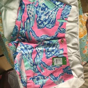 Lilly Pulitzer Walsh Shorts NWT